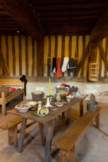 Château de Crèvecoeur, Fondation Schlumberger, à Crèvecoeur-en-Auge