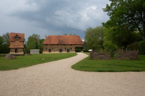 Château de Crèvecoeur, Fondation Schlumberger, à Crèvecoeur-en-Auge