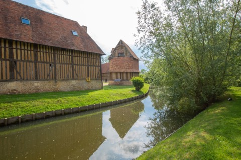 Château de Crèvecoeur, Fondation Schlumberger, à Crèvecoeur-en-Auge