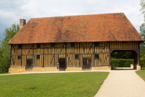 Château de Crèvecoeur, Fondation Schlumberger, à Crèvecoeur-en-Auge