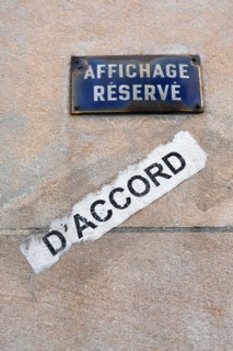 Paris, plaque "Affichage réservé"