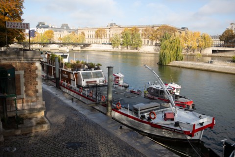 Péniche des Sapeurs Pompiers de Paris