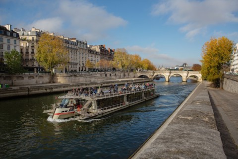 Paris, bateau mouche