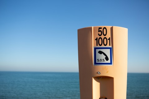 La Hague (Manche), borne de secours