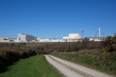 La Hague, Beaumont-Hague (Manche), centrale de retraitement des déchets nucléaires de La Hague (Cogema)
