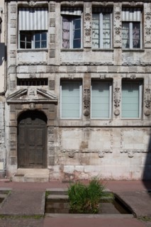 Rouen (Seine Maritime), rue Eau de Robec