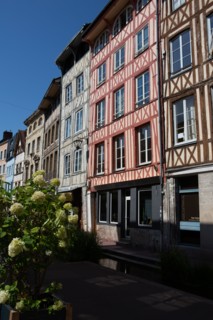 Rouen (Seine Maritime), rue Eau de Robec