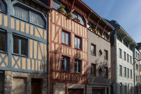 Rouen (Seine Maritime), rue Eau de Robec
