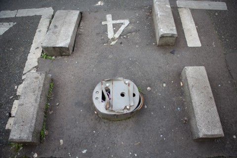 Paris, disused Autolib post