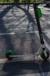Paris, trottinette électrique