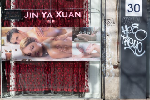 Paris, Asian massage salon