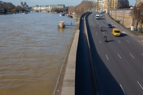 Paris, voie Georges Pompidou
