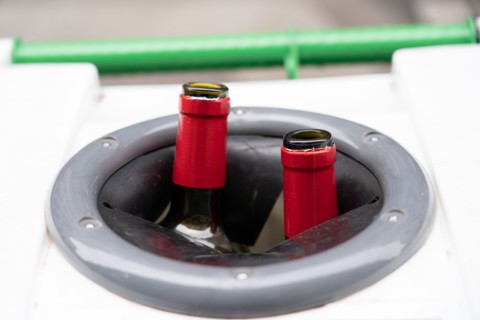 Paris, poubelle pour le verre
