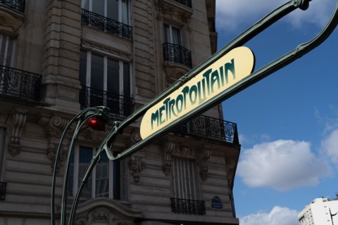 Paris, Raspail metro station