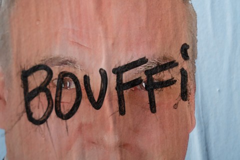 Paris, insult on an electoral poster