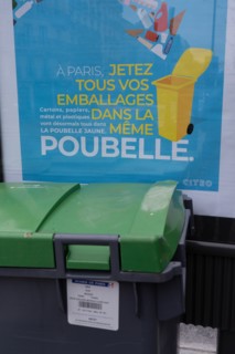Paris, poubelle