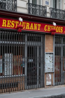 Paris, restaurant fermé pour cause d’épidémie de coronavirus