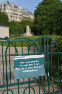 Paris starts re-opening from lockdown, May 2020