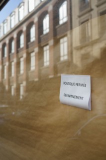 Paris starts re-opening from lockdown, May 2020