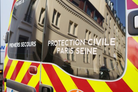 Paris starts re-opening from lockdown, May 2020