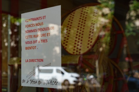 Paris, restaurant fermé pour cause d’épidémie de Covid-19
