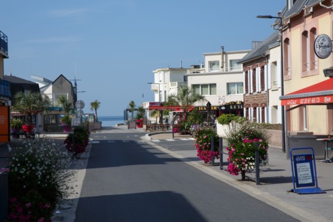 Saint-Martin-de-Bréhal (Manche department)