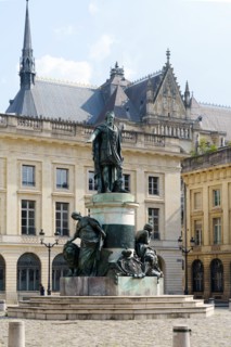 Place Royale à Reims