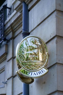 Enseigne de notaire à Reims