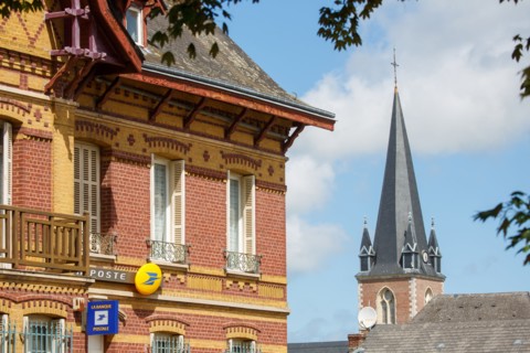 Luneray, La Poste and the church tower