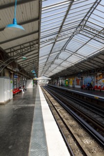 Sation de métro Sèvres-Lecourbe, Paris