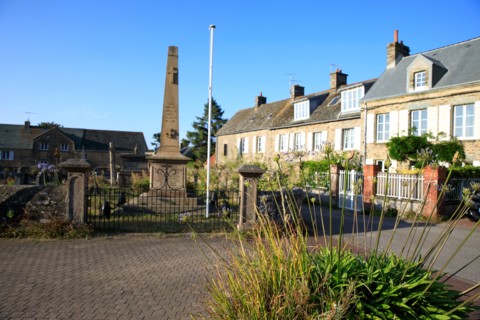 Urville-Nacqueville, Manche department