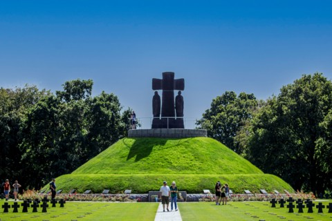 La Cambe German war cemetery