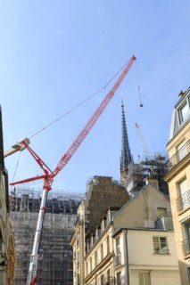 Paris, pose de la nouvelle flèche de Notre-Dame de Paris