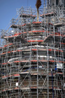 Paris, pose de la nouvelle flèche de Notre-Dame de Paris