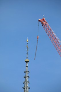 Paris, pose de la nouvelle flèche de Notre-Dame de Paris