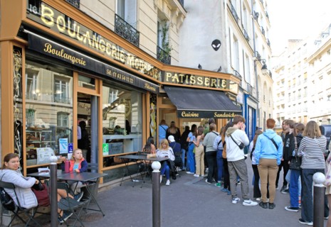 Paris, lieu de tournage de la série "Emily in Paris"