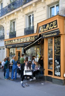 Paris, lieu de tournage de la série "Emily in Paris"