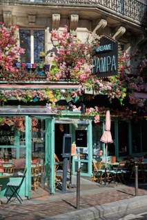 Paris, Madame Pampa