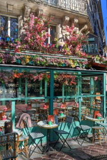 Paris, Madame Pampa