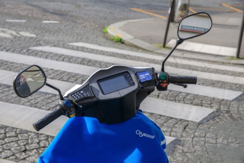Paris, self-service Cityscoot scooter