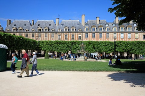 Place des Vosges, Paris