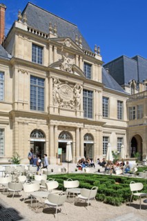 Jardin Du Musée Carnavalet, Paris