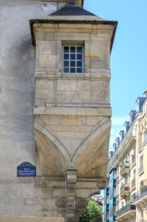 Angle Avec La Rue Pavée, Paris