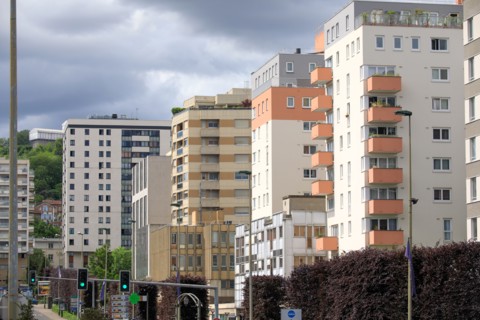 Building in Suresnes