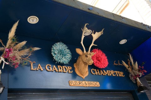 Paris, rue des Martyrs
