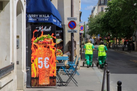 Paris, rue Raymond Losserand