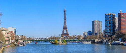 Paris, la Seine et la Tour Eiffel