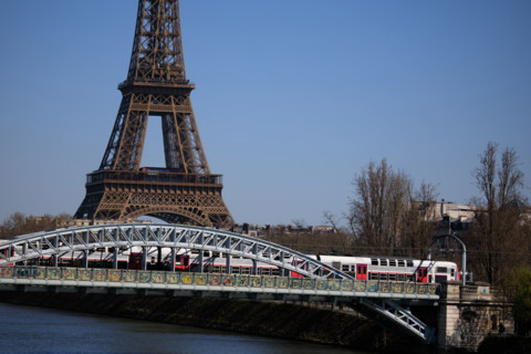 Paris, Pont Rouelle and Eiffel Tower