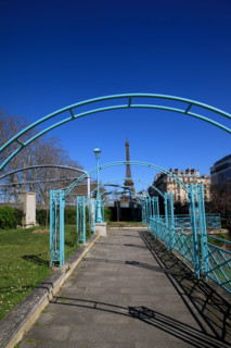 Paris, Quai de Grenelle