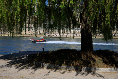 Paris, quai Saint-Bernard